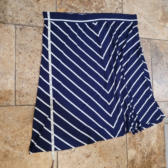 Faded Glory Navy Blue & White Striped Skirt – Size 3X (22W–24W) Like New - Picture 2 of 4